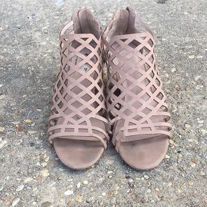 Coral Pink Heels. (Worn 3-4 times)